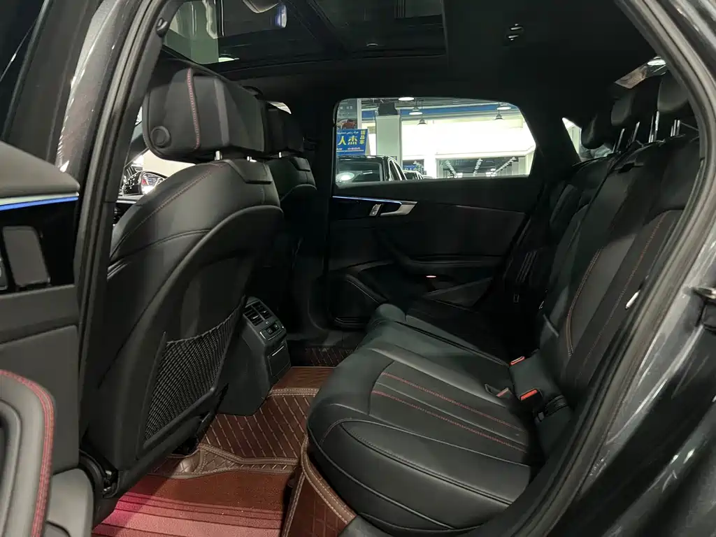 Audi A4L 2025 model 2 million Yuexiang version 40 TFSI luxury and dynamic model купить на сайте DeffCars