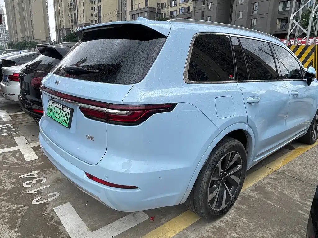 Ideal ONE 2021 extended range 6-seater version купить на сайте DeffCars
