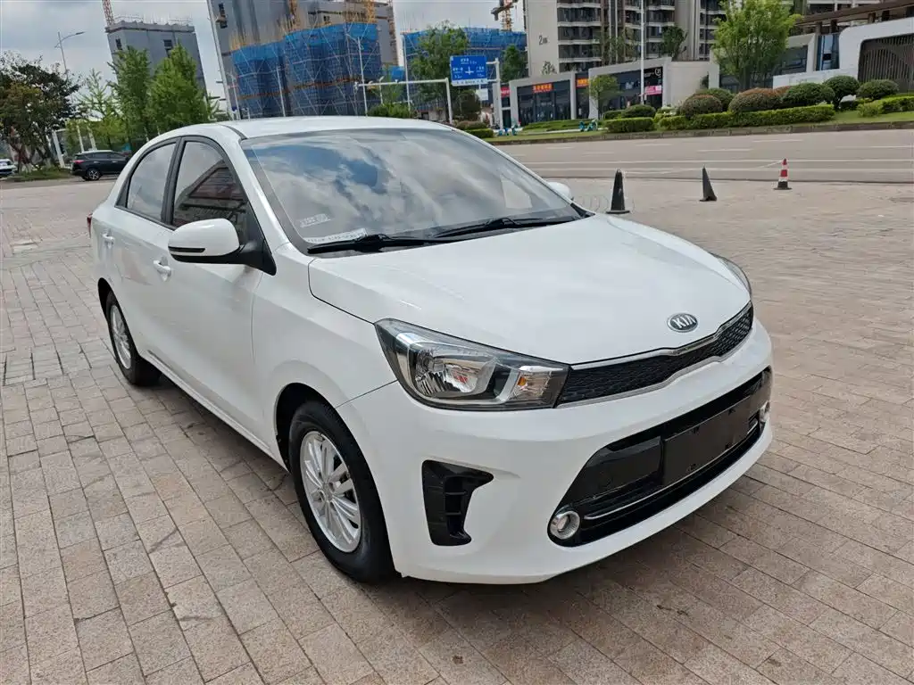 Huanchi 2019 1.4L Manual Smart Edition Value National VI купить на сайте DeffCars