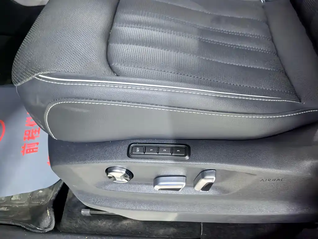 Touron 2021 380TSI four-wheel drive luxury version купить на сайте DeffCars