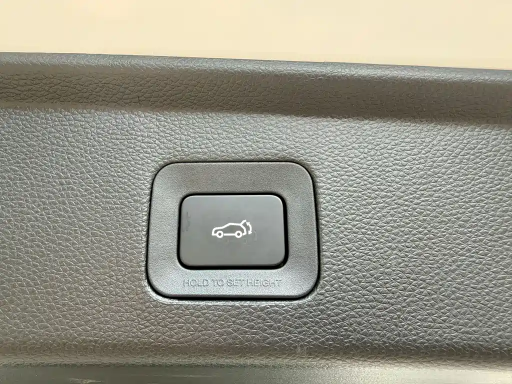 Trumpchi M6 2025 MAX 270T WDCT Deluxe Edition купить на сайте DeffCars