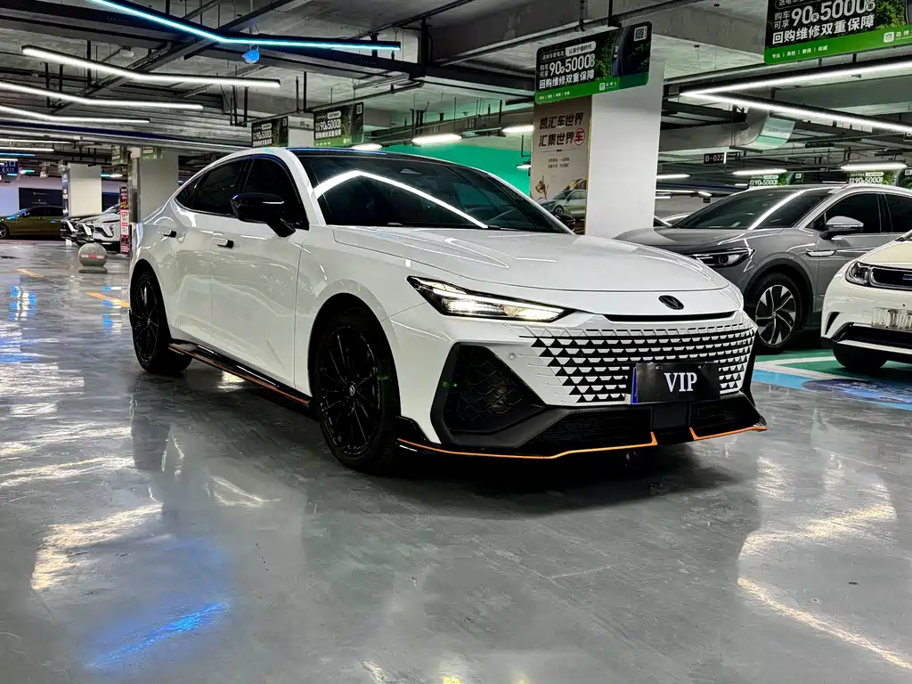 Changan UNI-V 2023 2.0T speed version купить на сайте DeffCars