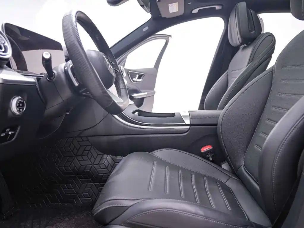 Mercedes-Benz C-Class 2024 facelift C 260 L sports version купить на сайте DeffCars