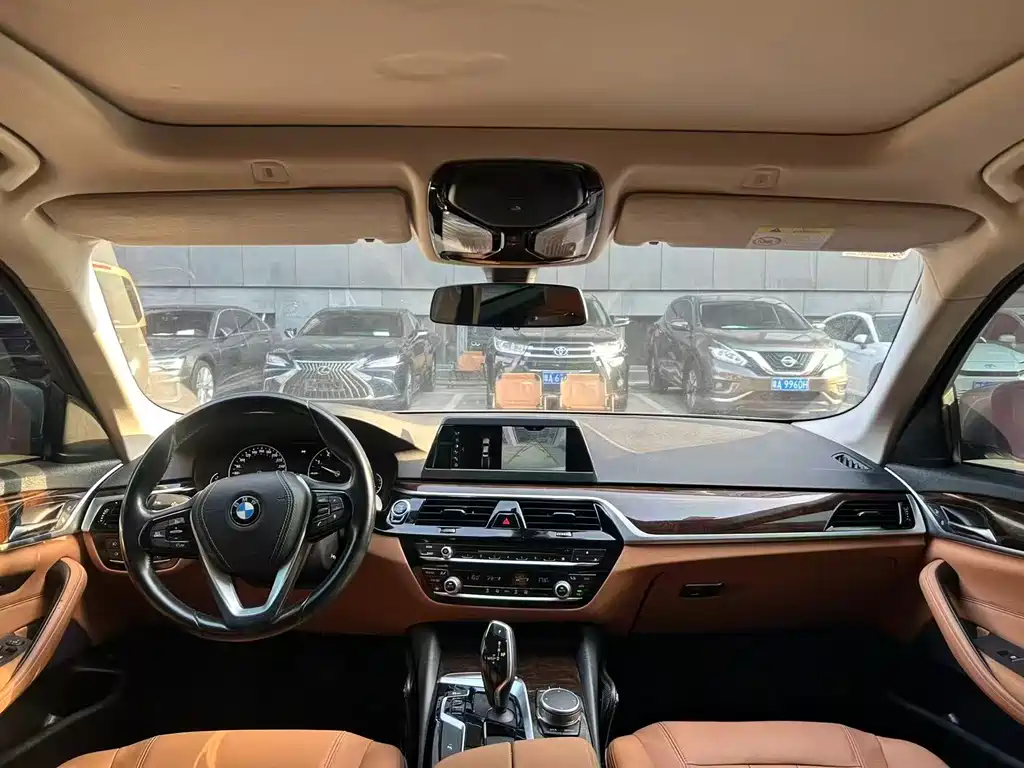 BMW 5 Series 2018 528Li Special Edition launched купить на сайте DeffCars