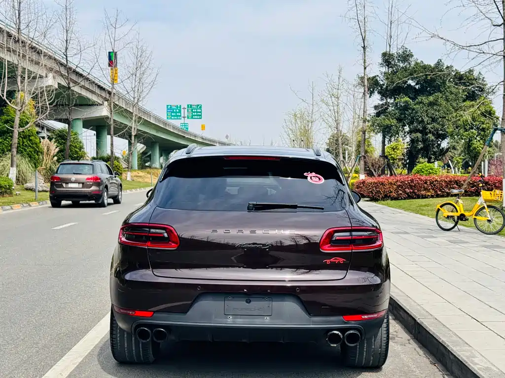Macan 2017 Macan 2.0T купить на сайте DeffCars
