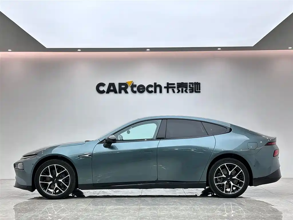 Xpeng P7 2023 P7i 610 Pengyi Performance Edition купить на сайте DeffCars