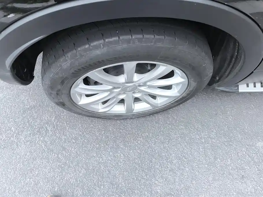Cadillac XT4 2022 28T two-wheel drive fashion model купить на сайте DeffCars