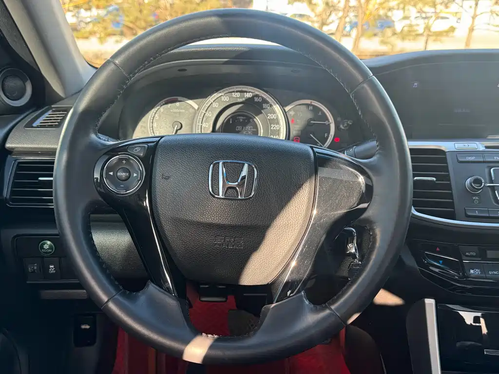Accord 2016 2.0L Elite Edition купить на сайте DeffCars