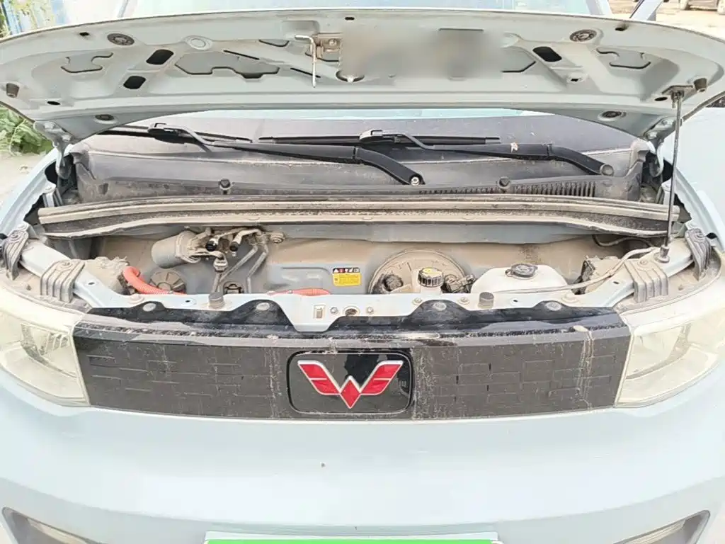 Hongguang MINIEV 2020 Yuexiang model lithium iron phosphate купить на сайте DeffCars