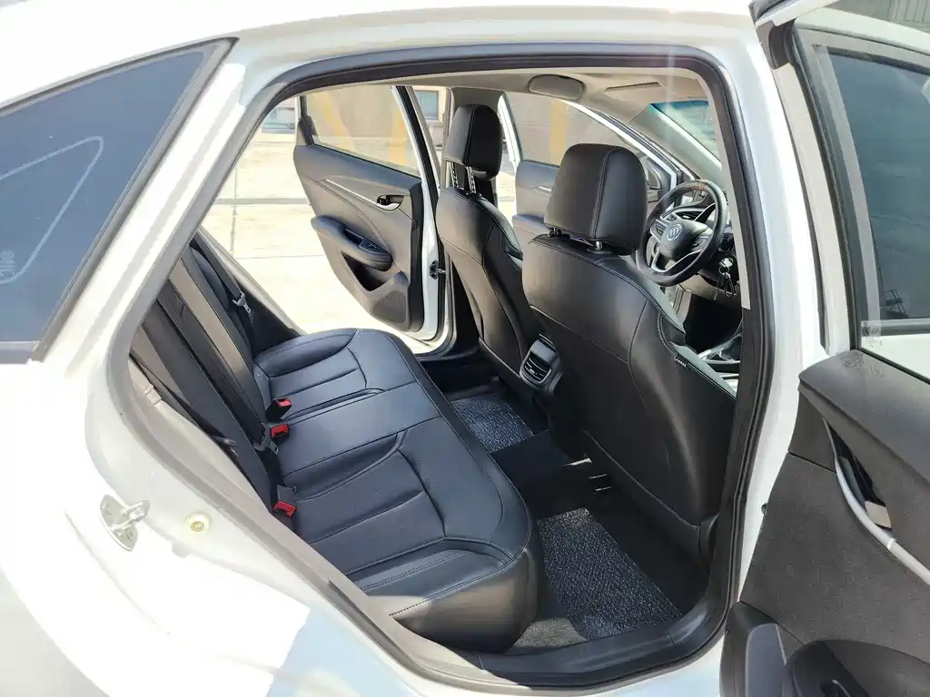 Yinglang 2021 model model 1.5L automatic elite model купить на сайте DeffCars