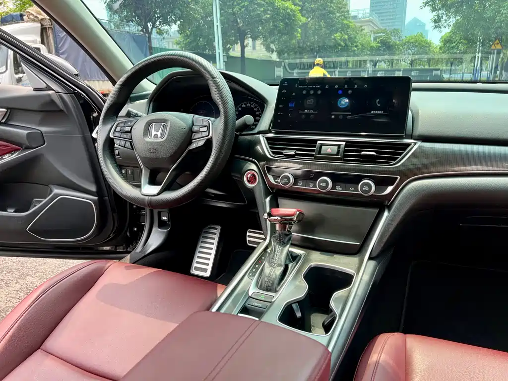 Accord 2022 260TURBO Magic Night Premium Edition купить на сайте DeffCars