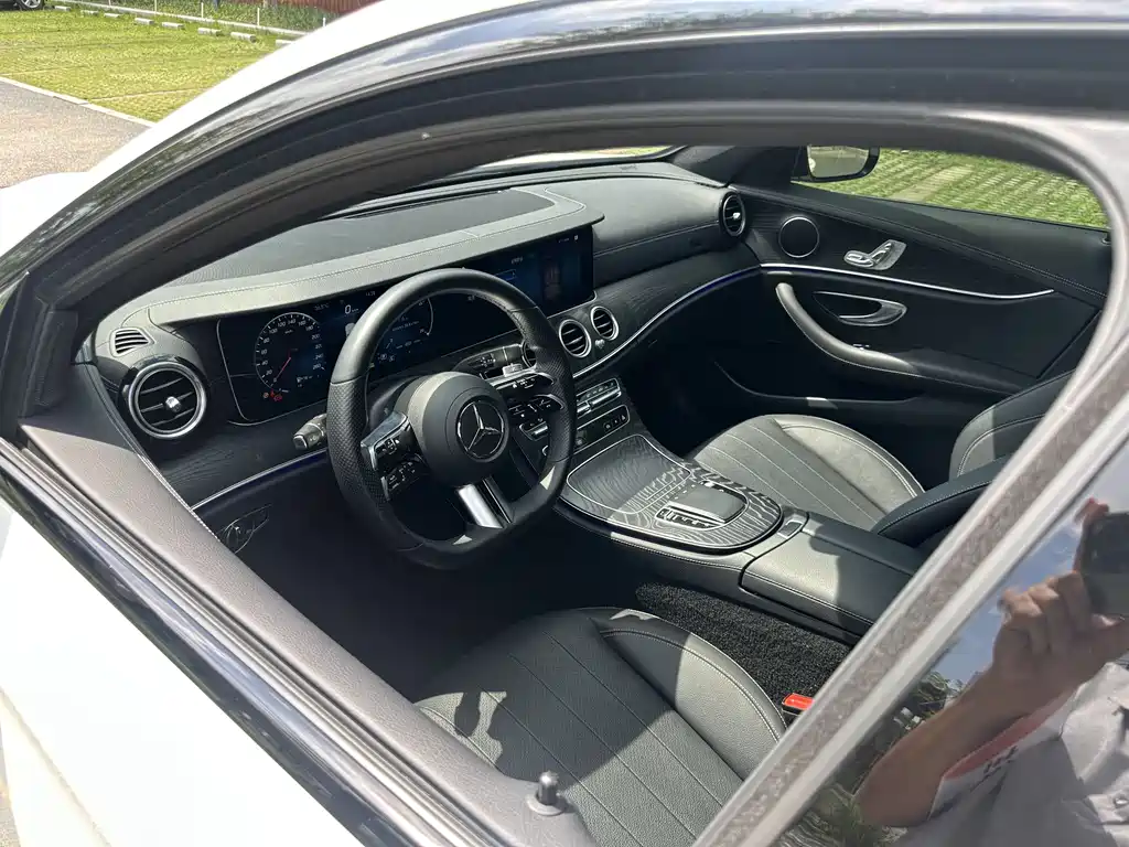 Mercedes-Benz E-Class Imported 2021 E 260 Fashionable Sports Edition купить на сайте DeffCars