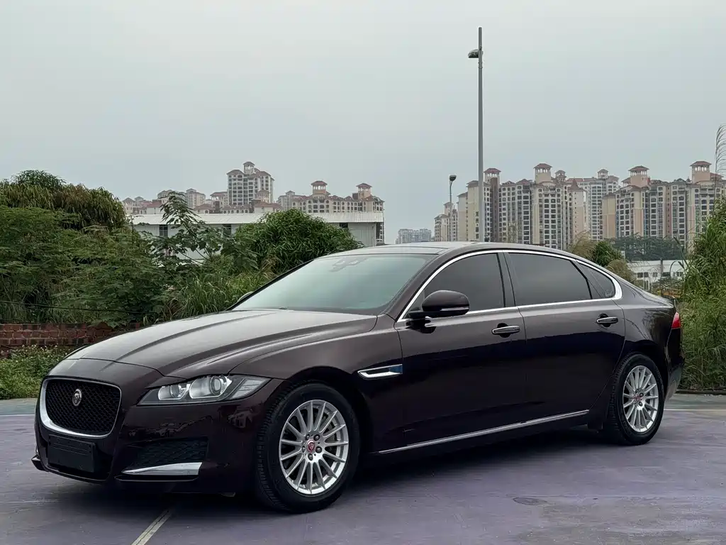 Jaguar XFL 2017 XFL 2.0T 200PS Deluxe Edition купить на сайте DeffCars