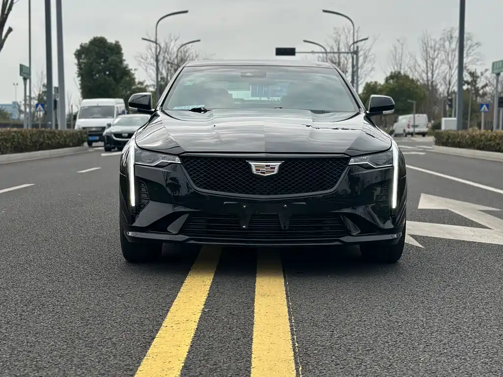 Cadillac CT4 2022 28T luxury model купить на сайте DeffCars