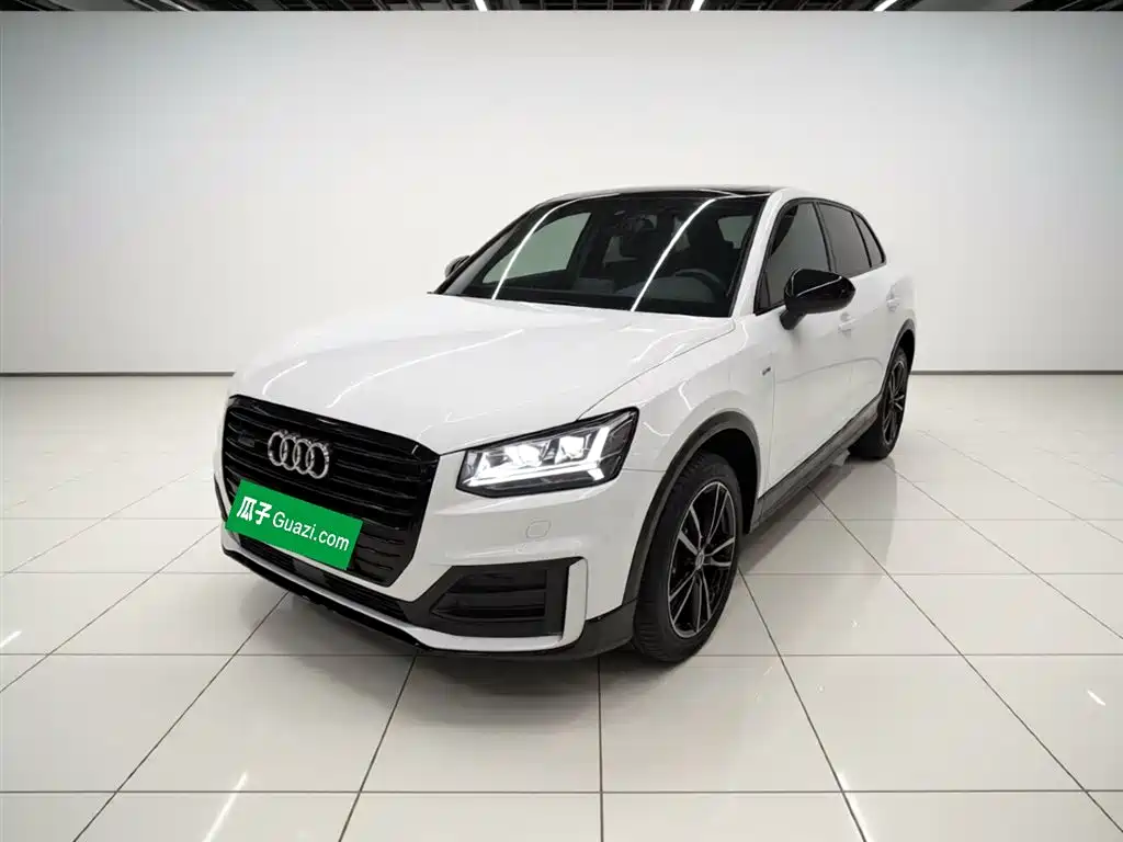 Audi Q2L 2018 35 TFSI launches exclusive version, National VI купить на сайте DeffCars
