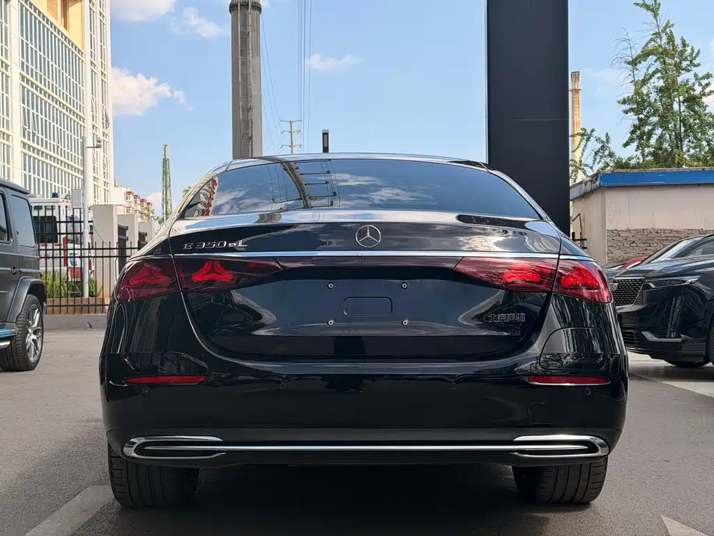 Mercedes-Benz E-Class New Energy 2024 E 350 e L plug-in hybrid sedan купить на сайте DeffCars