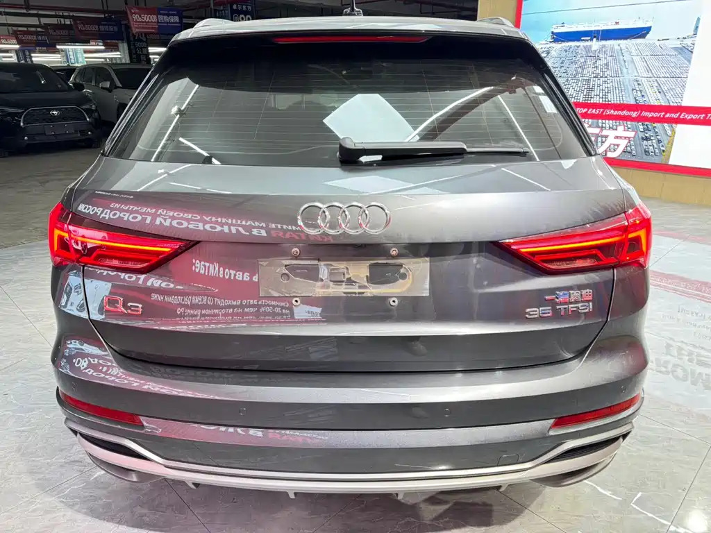 Audi Q3 2022 35 TFSI Fashionable and Dynamic купить на сайте DeffCars