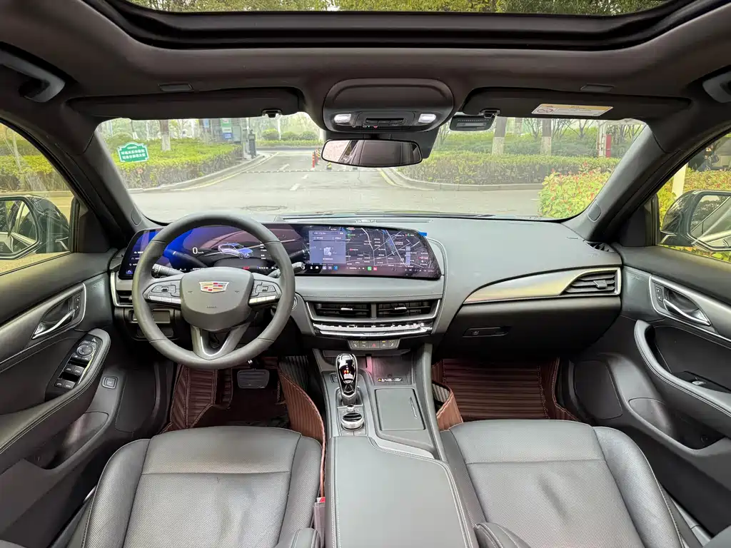 Cadillac CT5 2024 28T Luxury Pro купить на сайте DeffCars