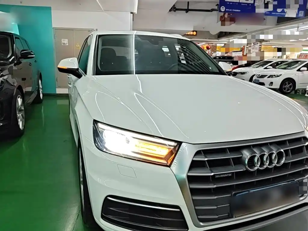 Audi Q5L 2020 40 TFSI Honorable and Enterprising купить на сайте DeffCars