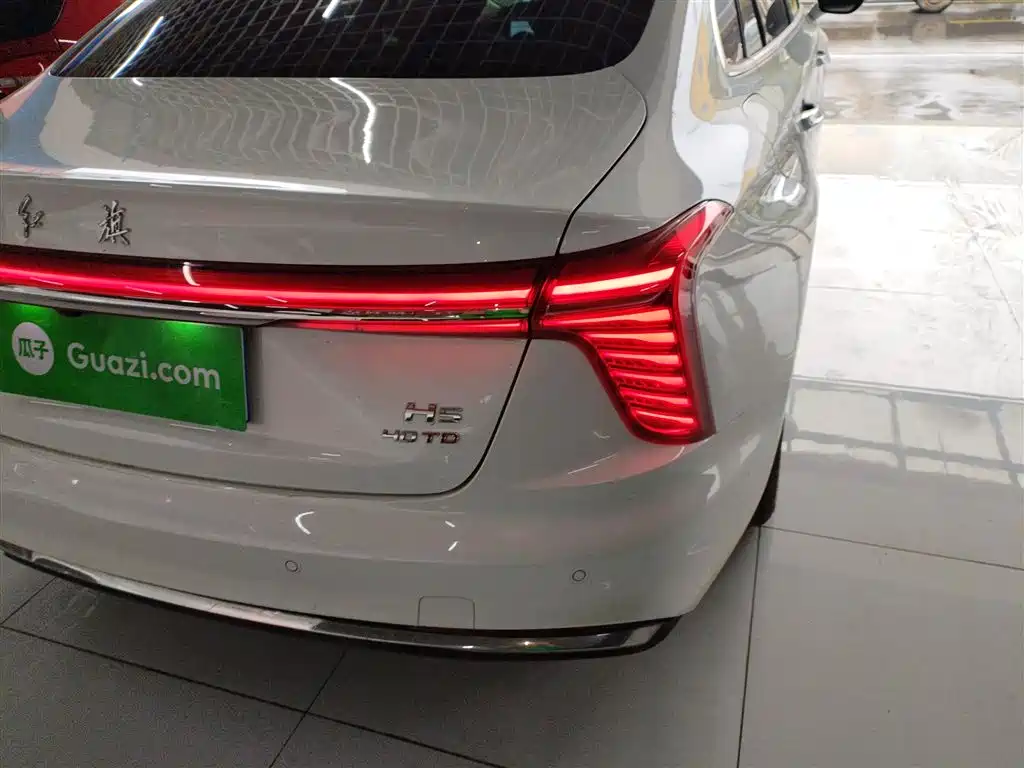 Hongqi H5 2024 2.0T Automatic Intelligent Connected Flag Edition купить на сайте DeffCars