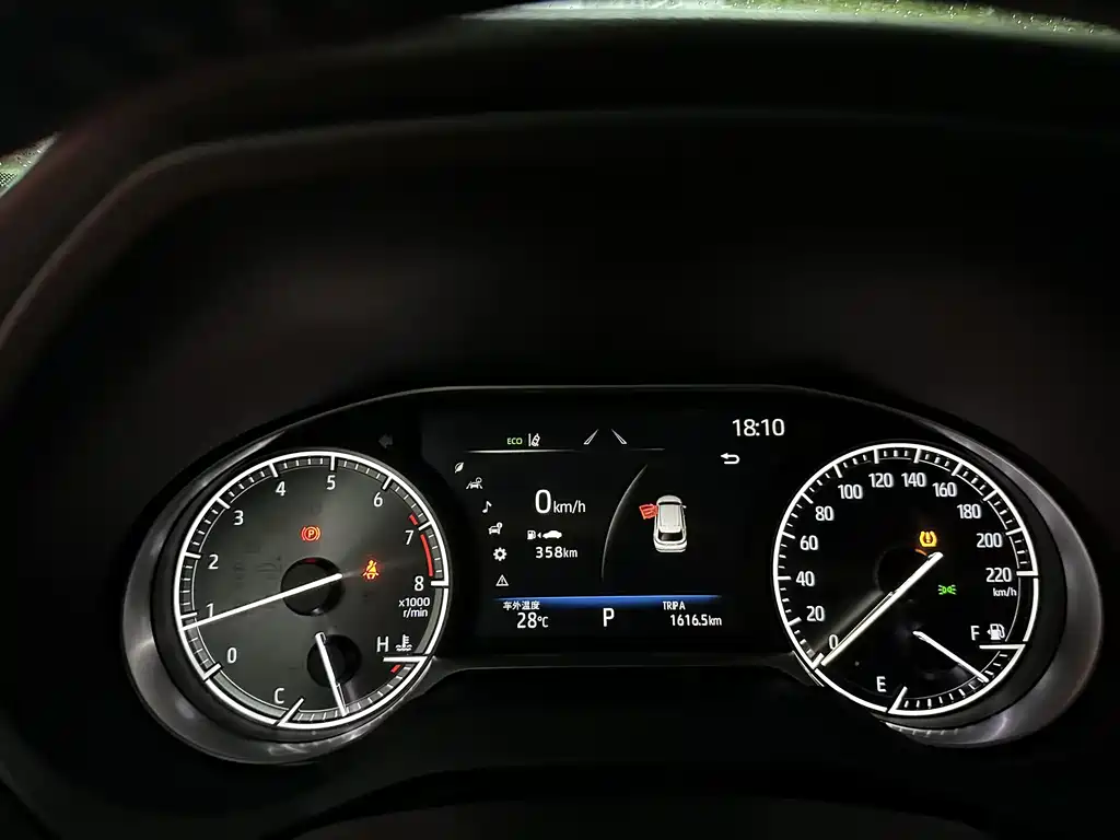 Vesa 2022 2.0L CVT two-wheel drive premium version купить на сайте DeffCars