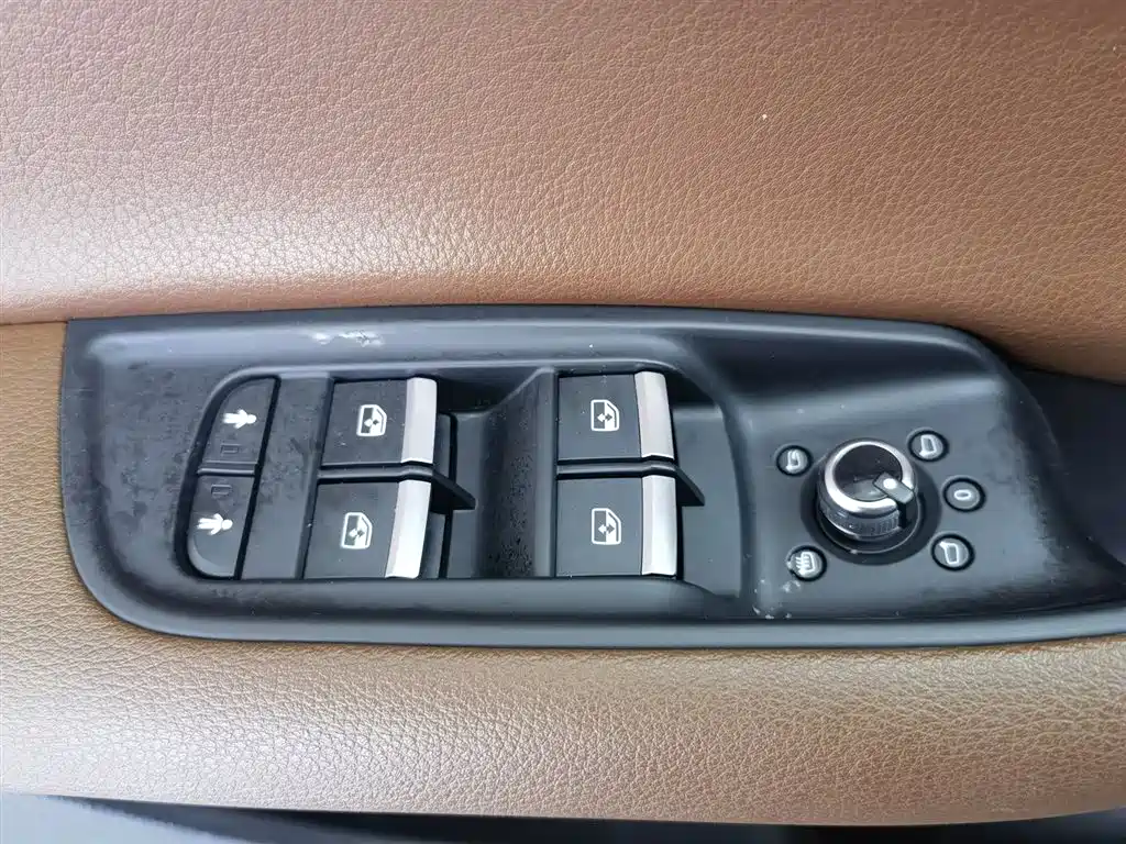 Audi Q7 2019 45 TFSI Comfort купить на сайте DeffCars