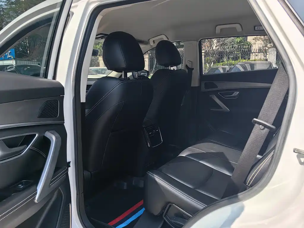 Jietu X70 PLUS 2021 model 1.6T DCT 5 seats купить на сайте DeffCars
