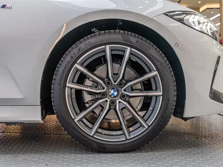 BMW 3 Series 2025 325i M Sports Package купить на сайте DeffCars