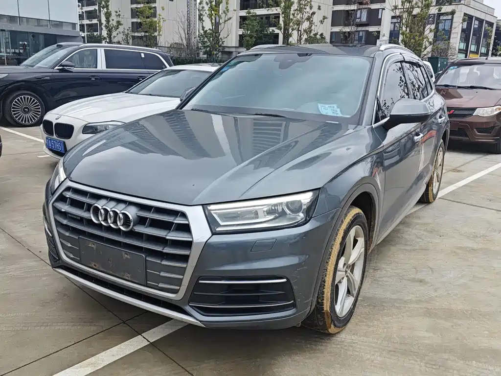 Audi Q5L 2018 40 TFSI enjoys fashionable style, National V купить на сайте DeffCars