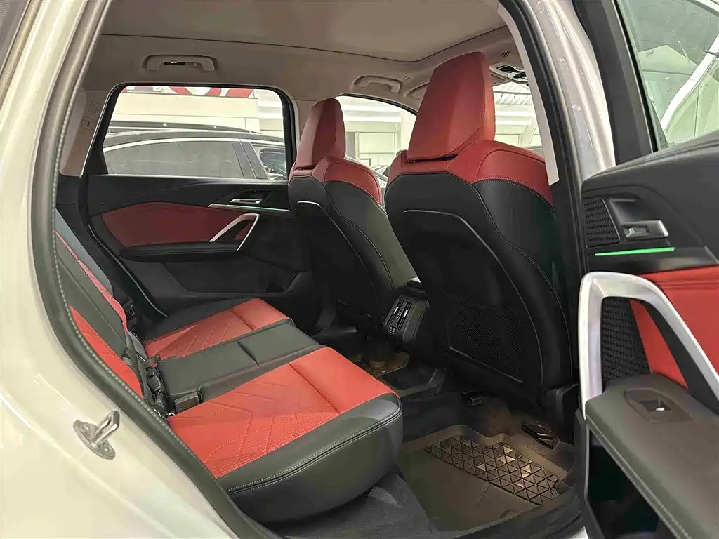 BMW X1 2023 sDrive25Li M Sports Package купить на сайте DeffCars