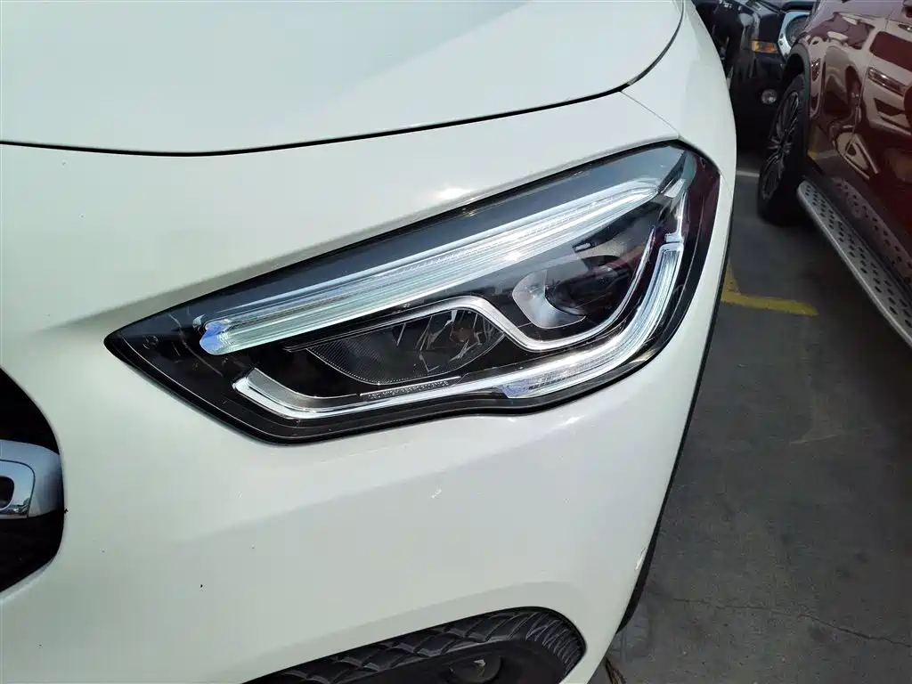 Mercedes-Benz GLA 2020 GLA 200 купить на сайте DeffCars