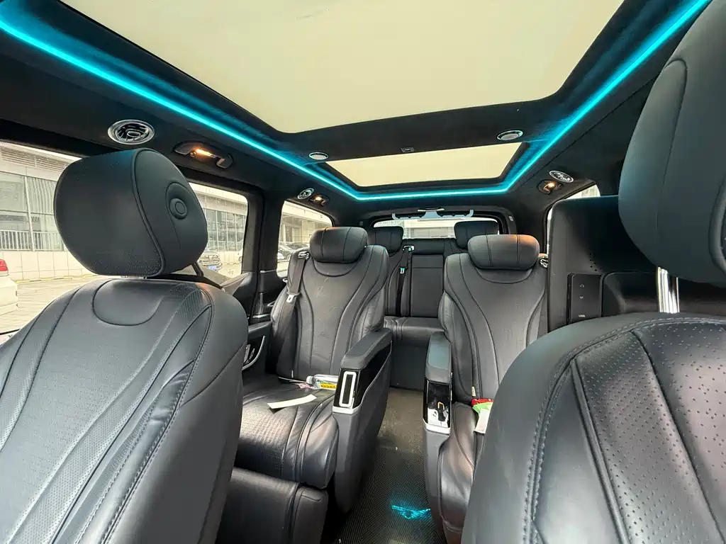 Mercedes-Benz V-Class 2022 V 260 Pilot Edition купить на сайте DeffCars