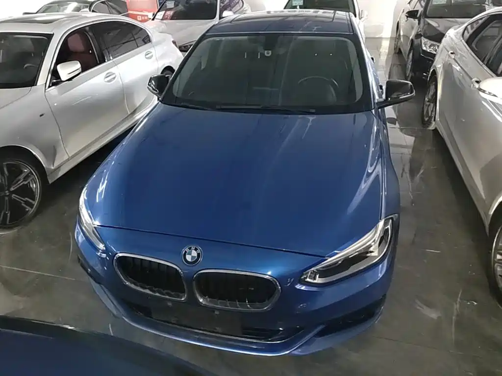 BMW 1 Series 2018 118i Sports купить на сайте DeffCars