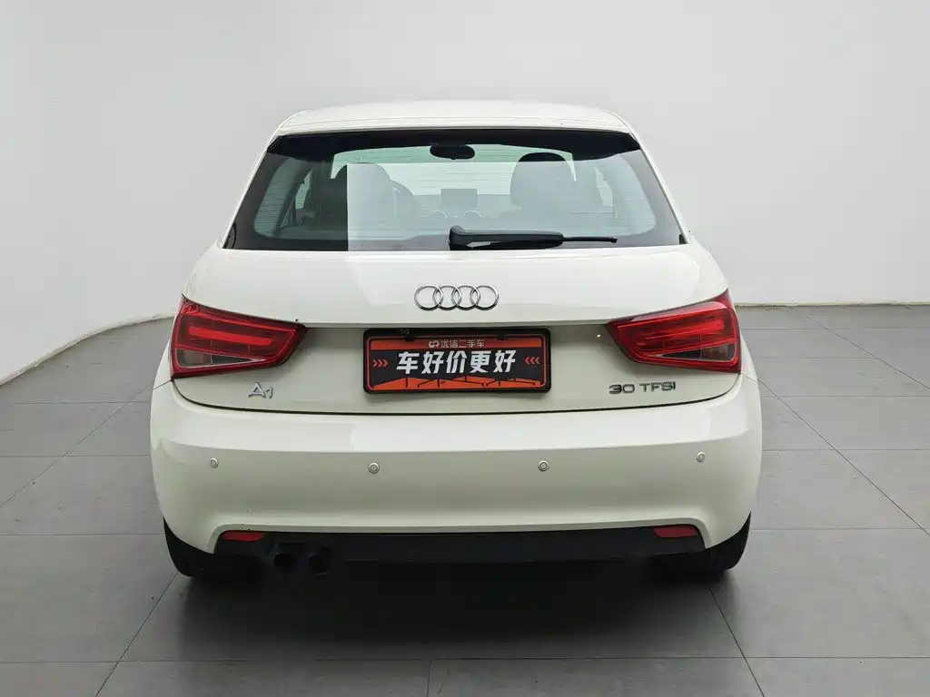 Audi A1 2012 1.4 TFSI Urban купить на сайте DeffCars