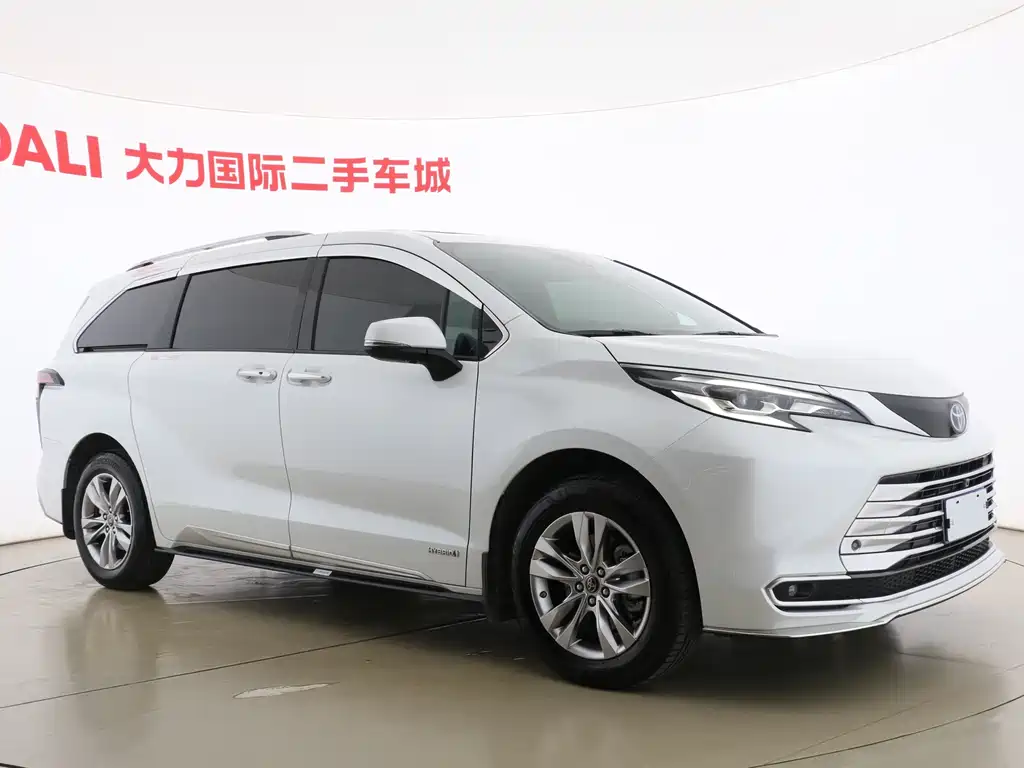 SIENNA 2021 2.5L Hybrid Platinum Edition купить на сайте DeffCars