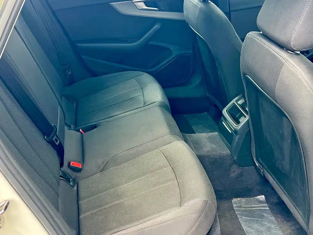 Audi A4L 2019 40 TFSI Enterprising National VI купить на сайте DeffCars