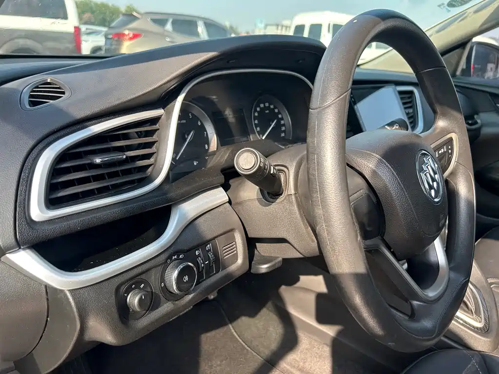 Yinglang 2015 15N automatic luxury model купить на сайте DeffCars