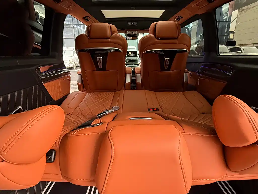 Mercedes-Benz V-Class 2018 V 260 L Premium Extended Edition National VI купить на сайте DeffCars