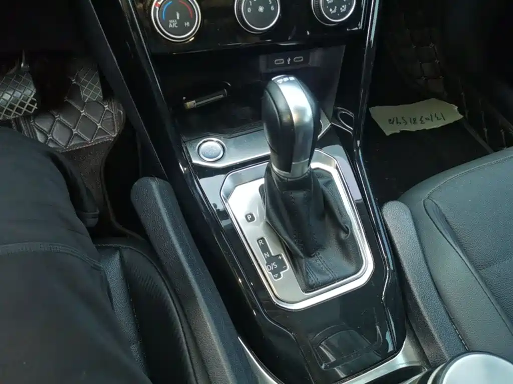 T-ROC 2022 model 280TSI DSG two-wheel drive comfort PLUS купить на сайте DeffCars