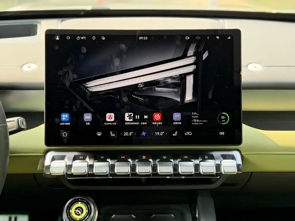 Warrior M817 2025 Pro купить на сайте DeffCars