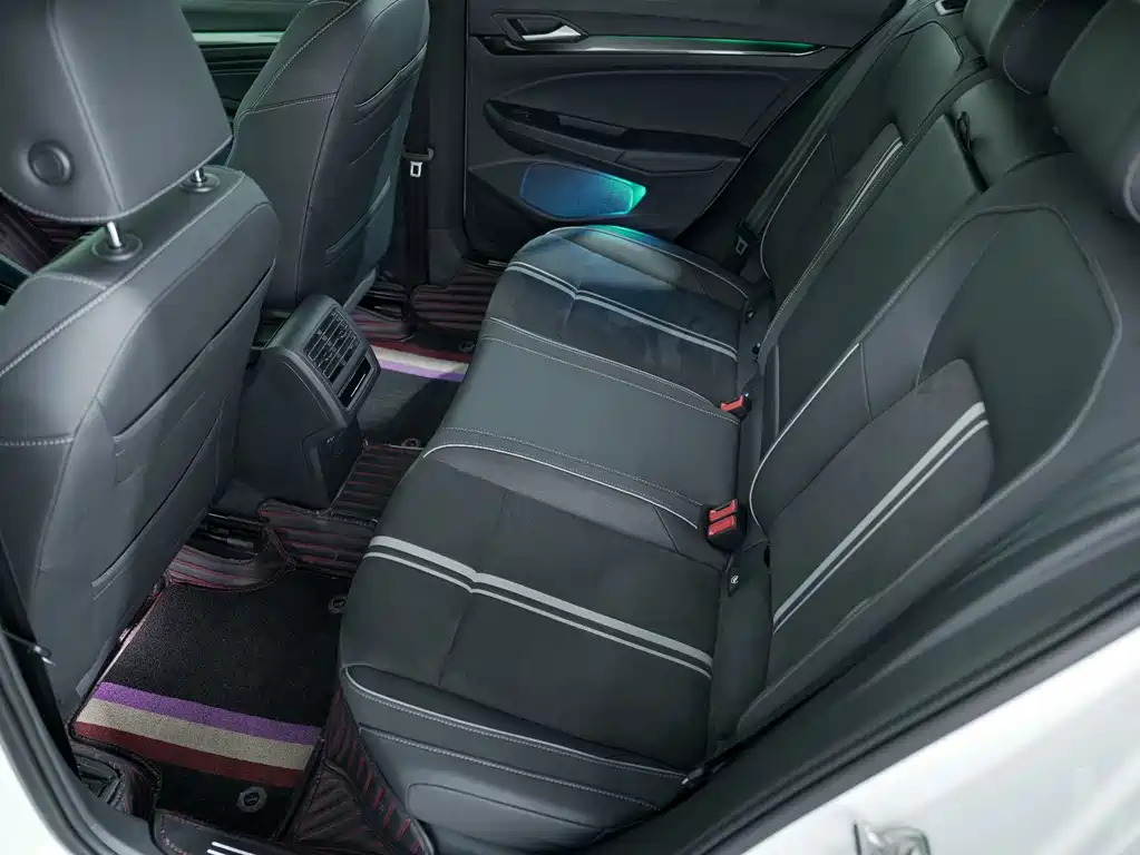 Golf 2021 280TSI DSG R-Line купить на сайте DeffCars