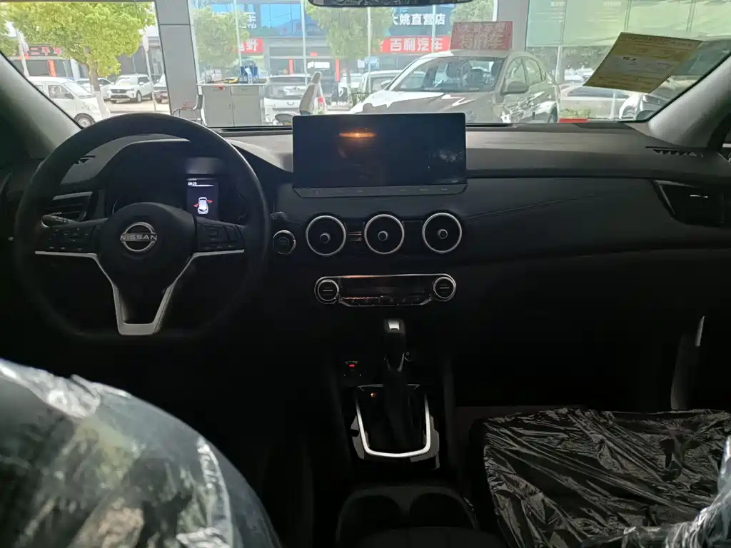 Qashqai 2025 facelift Honor 2.0L CVT XV True Heart Edition купить на сайте DeffCars