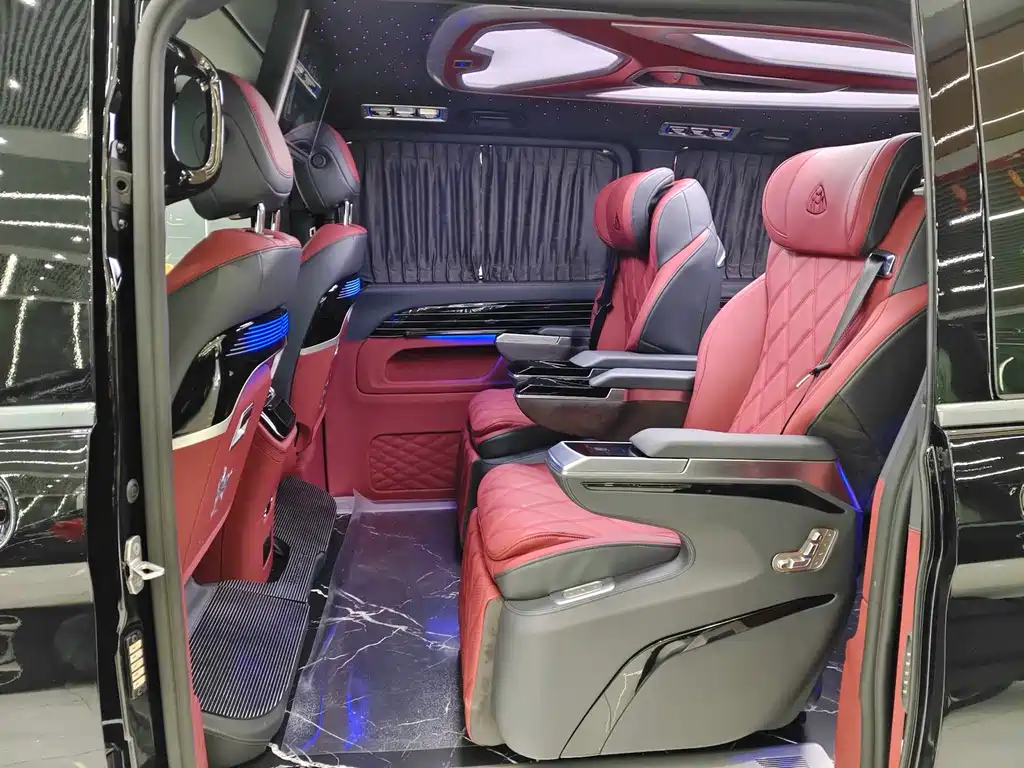 Vito 2024 2.0T Business Edition 7 seats купить на сайте DeffCars