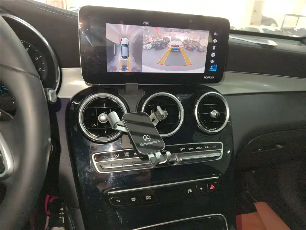 Mercedes-Benz GLC Coupe 2020 GLC 260 4MATIC Coupe SUV купить на сайте DeffCars