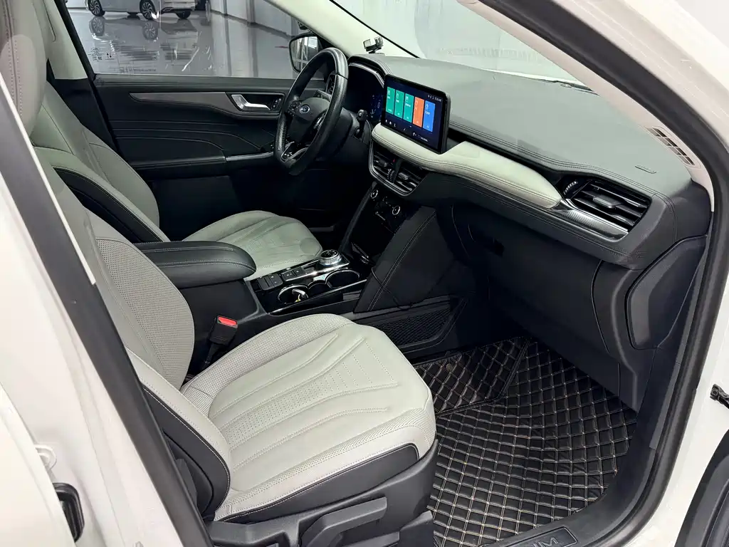 Ruiji 2020 EcoBoost 245 four-wheel drive premium model купить на сайте DeffCars