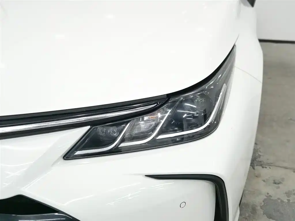 Corolla 2021 1.2T S-CVT Elite PLUS Edition купить на сайте DeffCars