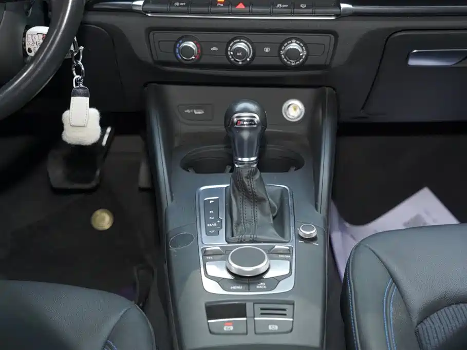 Audi A3 2020 Limousine 35 TFSI Fashion Type National VI купить на сайте DeffCars