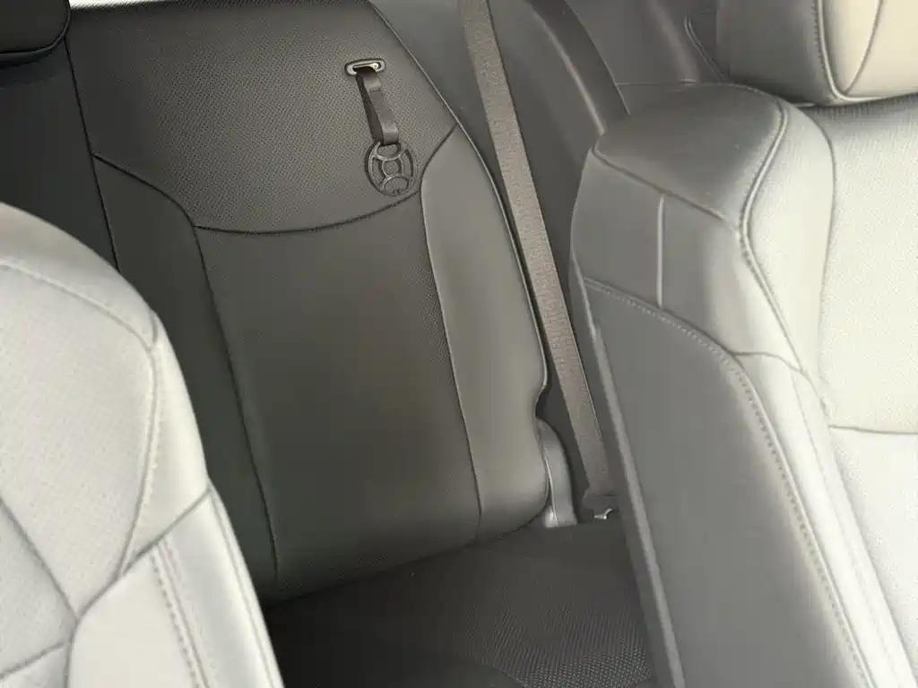 SIENNA 2023 2.5L Hybrid Premium Edition купить на сайте DeffCars