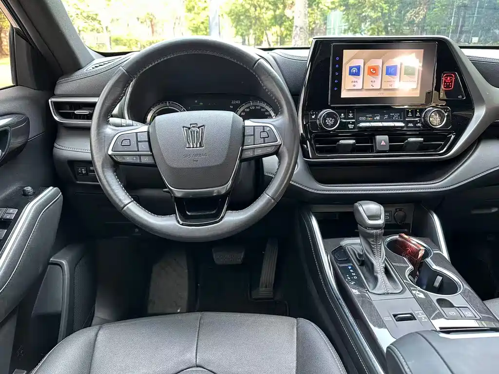 Crown Lufang 2021 2.5L HEV four-wheel drive luxury version купить на сайте DeffCars