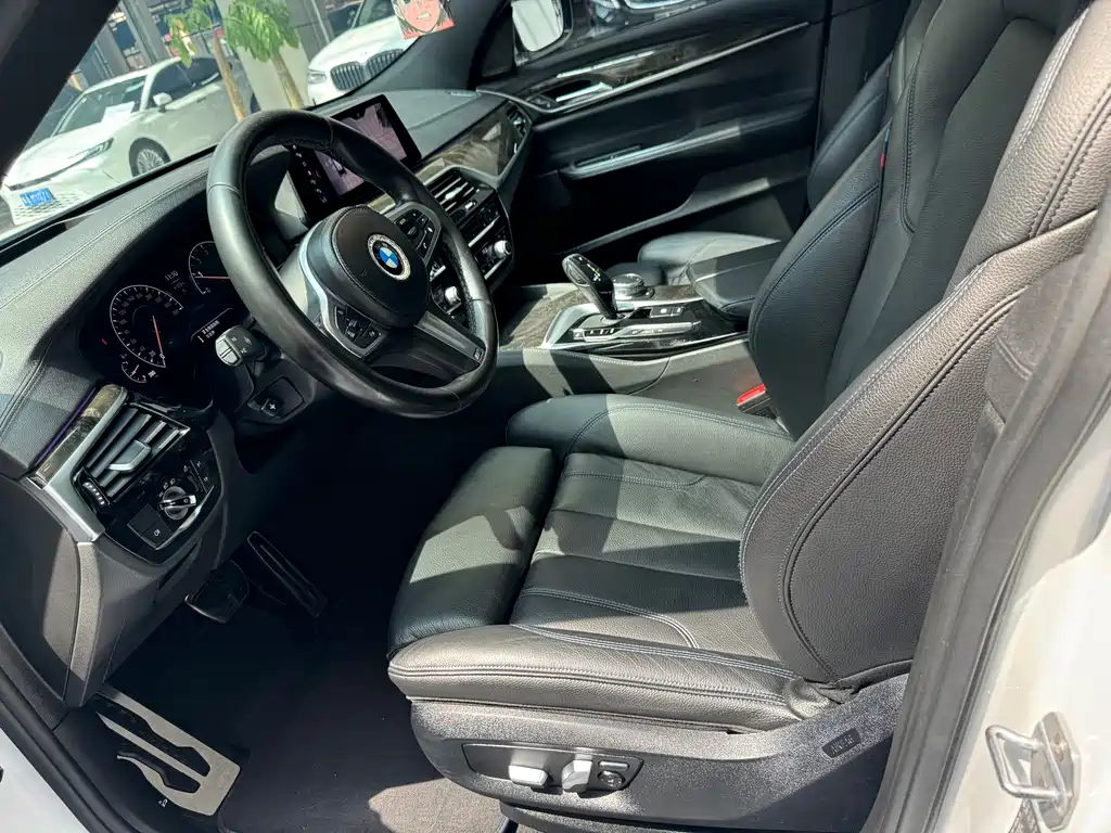 BMW 6 Series GT 2019 630i M Sports Package купить на сайте DeffCars